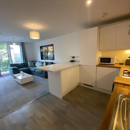 Spacious Flat In Central Street Exterior photo