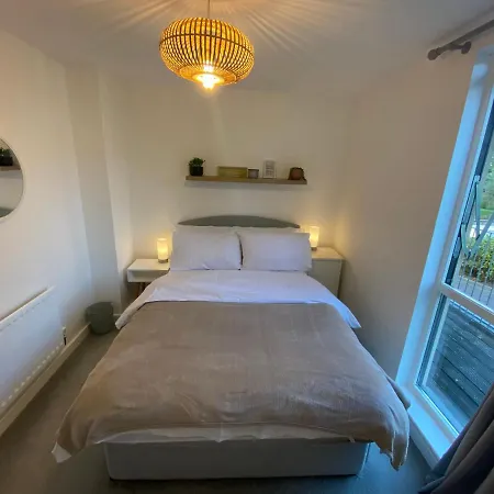 Spacious Flat In Central Street Exterior photo