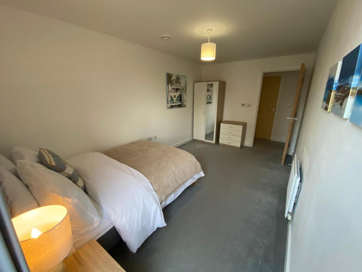 Spacious Flat In