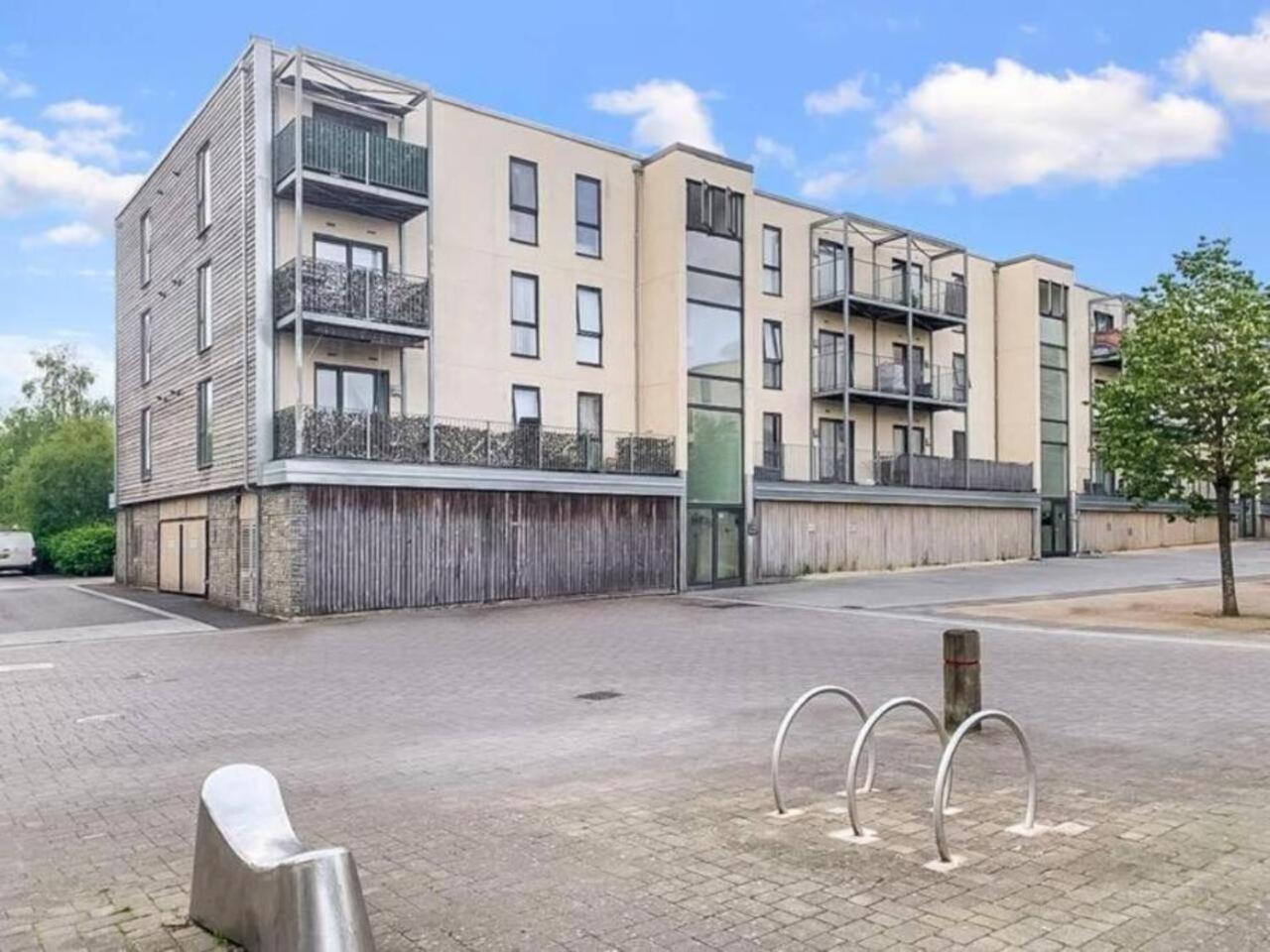 Spacious Flat In *